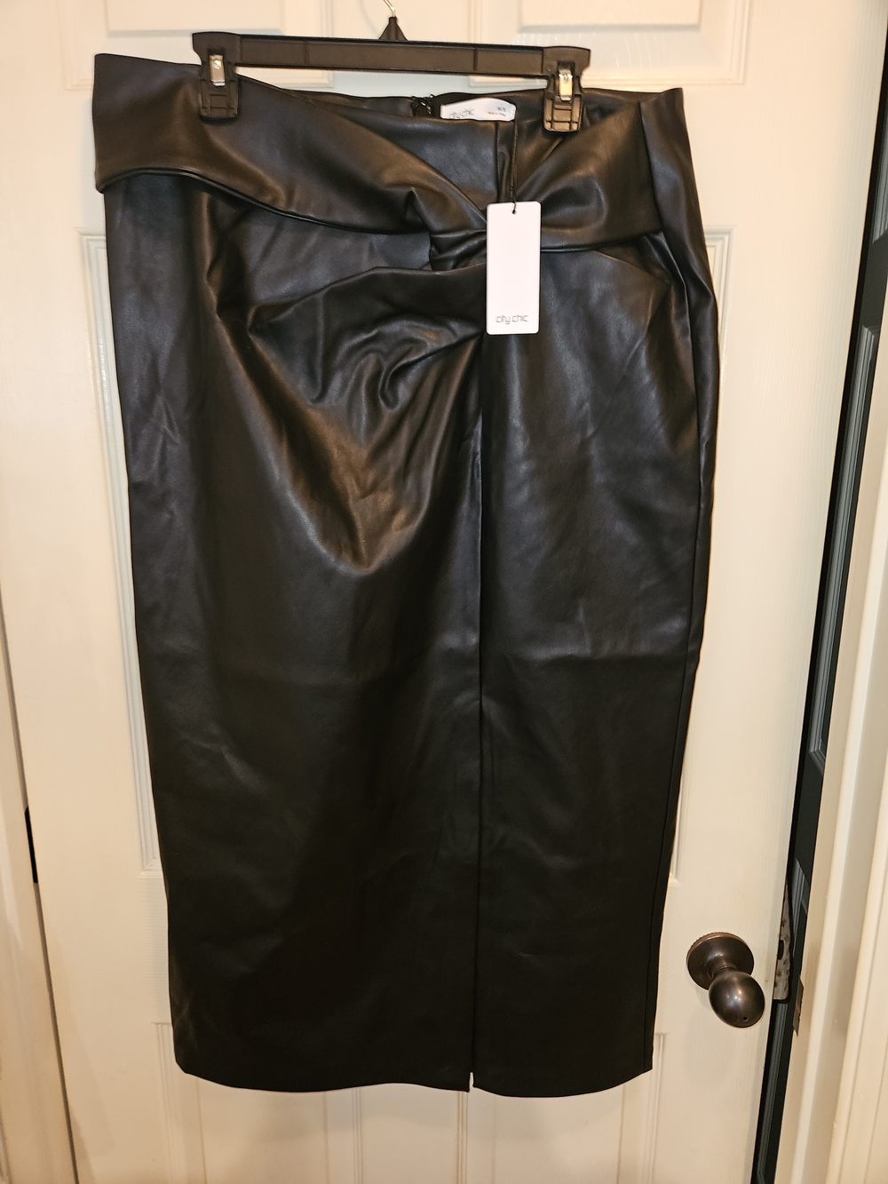 City Chic Black Faux Leather Asymmetrical Twist Pencil Skirt